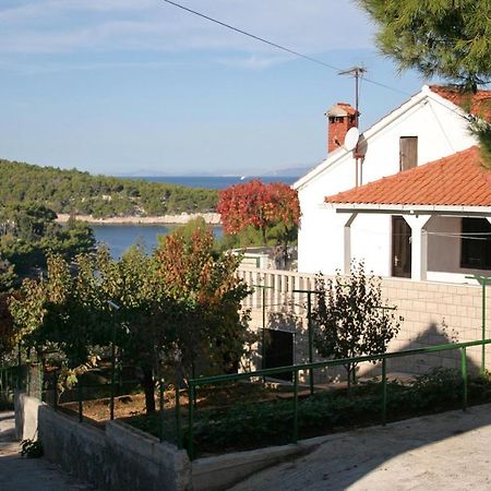 Apartments By The Sea Splitska, Brac - 2923 Postira Esterno foto