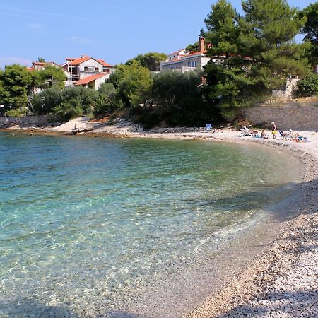 Apartments By The Sea Splitska, Brac - 2923 Postira Esterno foto