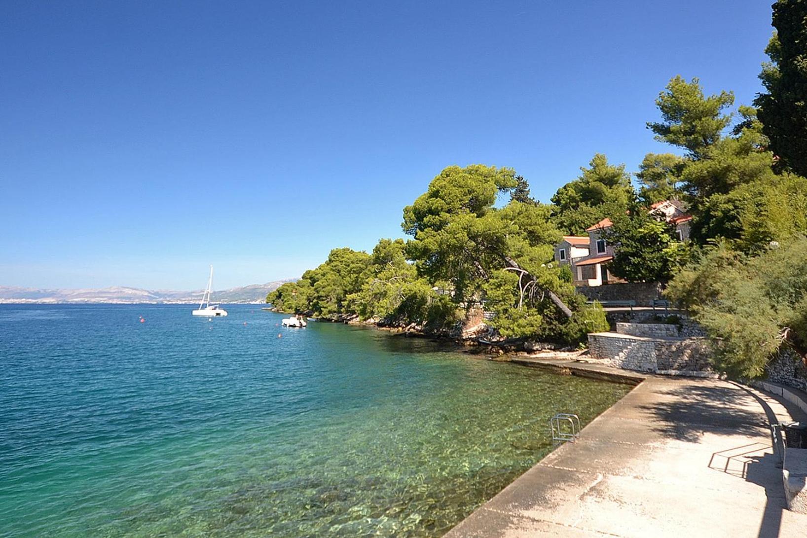 Apartments By The Sea Splitska, Brac - 2923 Postira Esterno foto